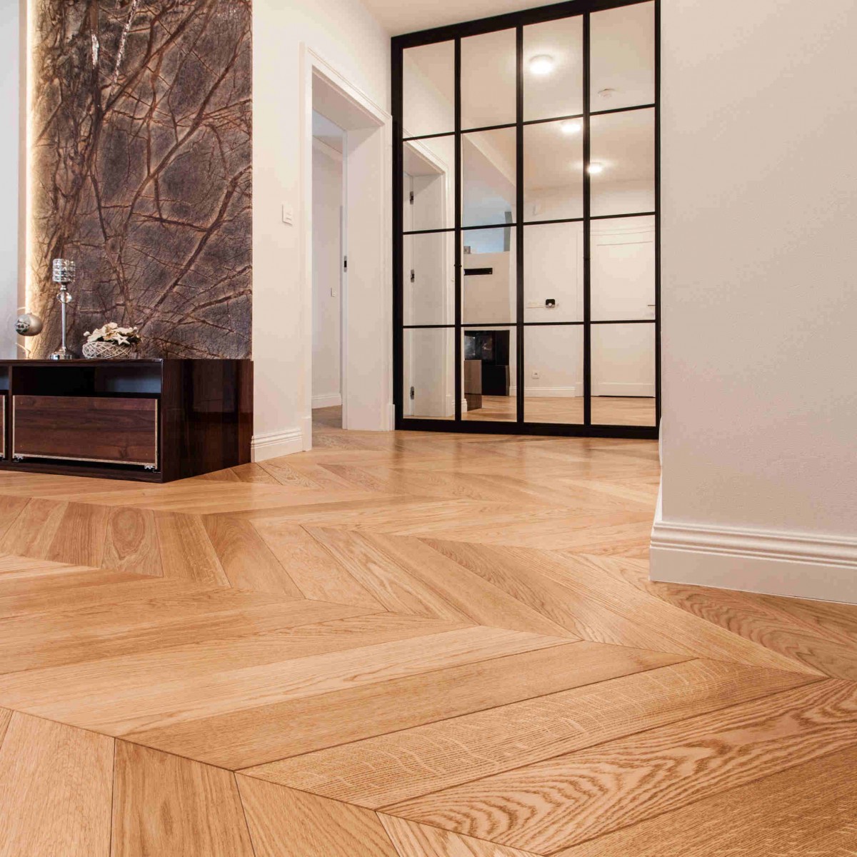 podłoga jodełka francuska